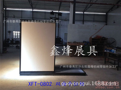 【鑫烽展具厂家定制0802推拉式木地板展示架硅藻泥展具瓷砖铁架书画墙纸展柜XF-0802推拉式展柜】广州市番禺区沙头街鑫烽机械零部件加工厂 - 产品库